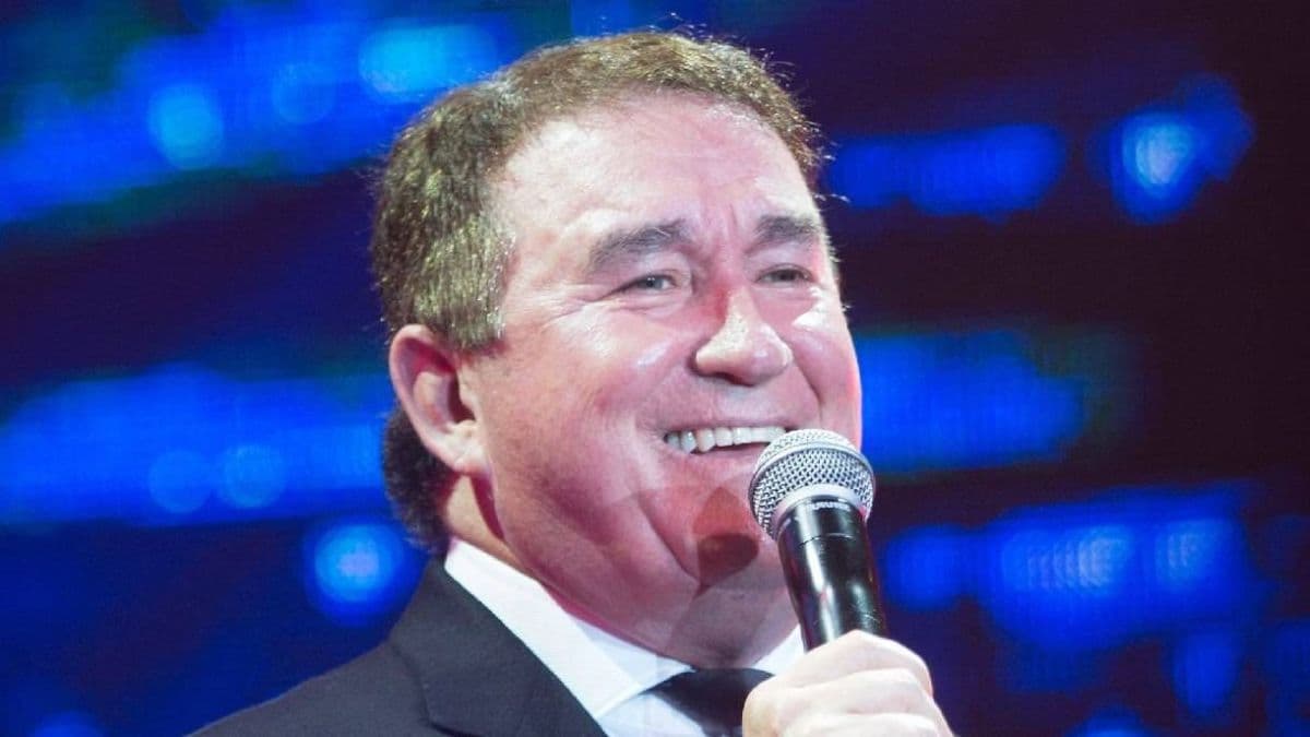 Cantor Amado Batista condenado a indenizar pais por tragédia
