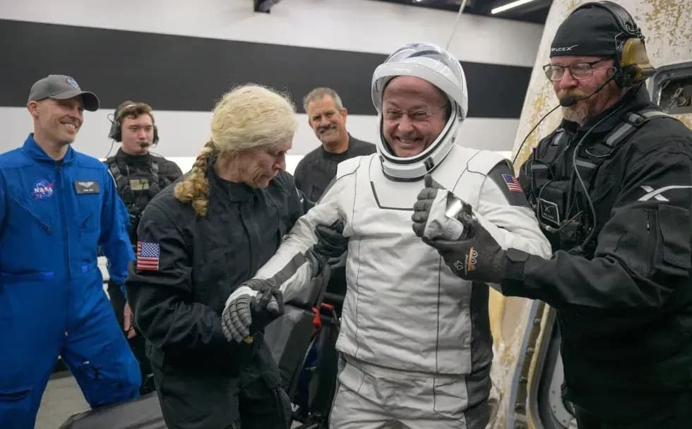 Michael Fincke esclarece incidentes de saúde em missão espacial