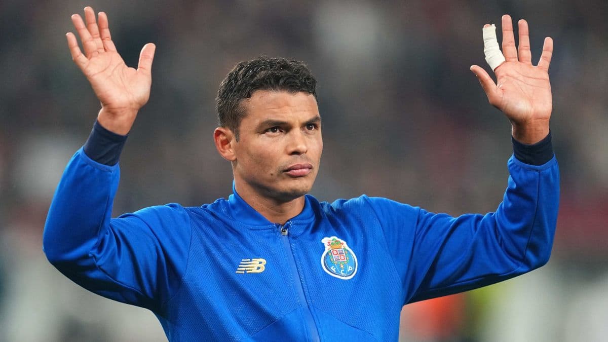 Fluminense busca retorno de Thiago Silva após saída do Porto