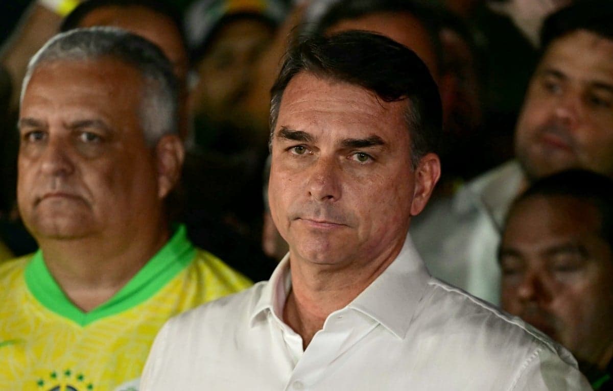 Chanceler argentino nega pedido de explicações do Brasil sobre fuga de Flávio Bolsonaro