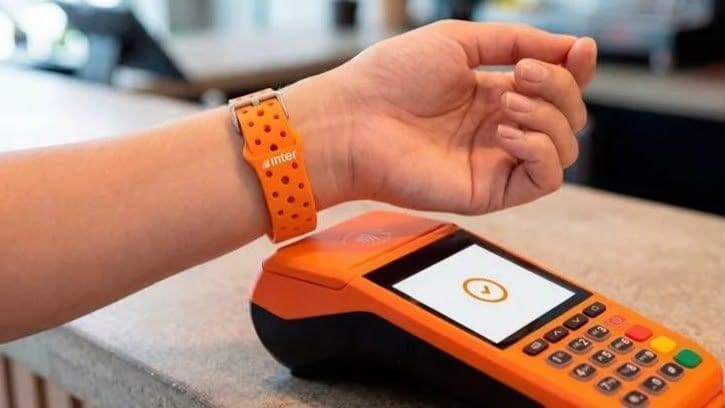 Inter Wristband: pulseira contactless facilita pagamentos sem bateria