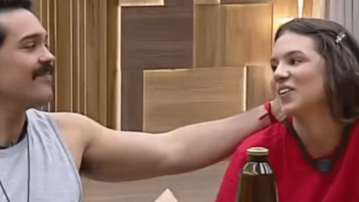 Matheus e Bianca geram polêmica em reality por proximidade