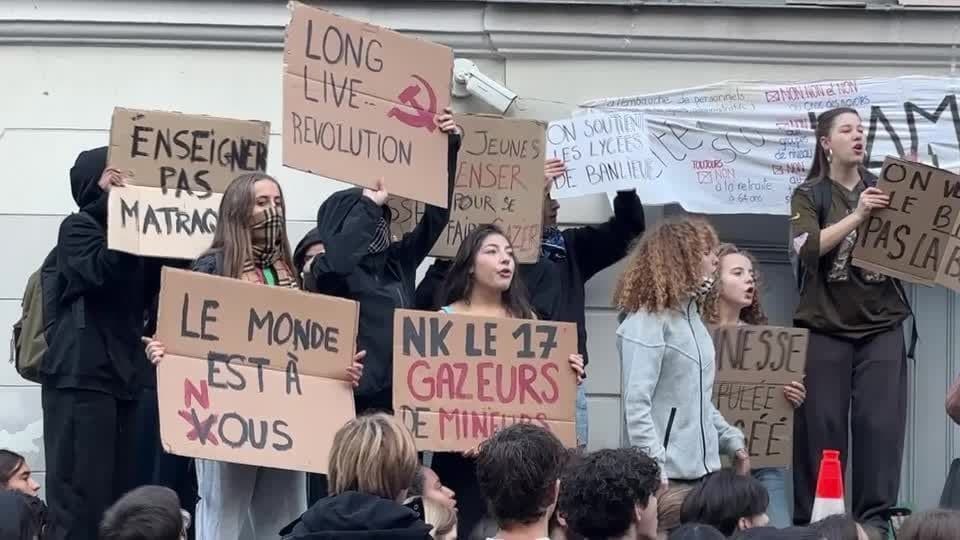 Estudantes protestam na França por melhorias na educação