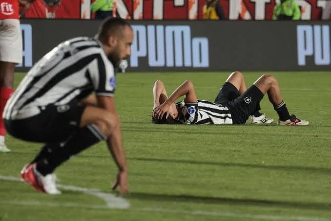 Botafogo prepara mudanças: Botafogo tenta juntar os cacos antes de duelo decisivo