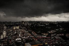 Previsão do Tempo São Paulo: Céu Nublado e Frio