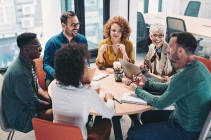 Rotatividade da geração Z redefine mercado de trabalho