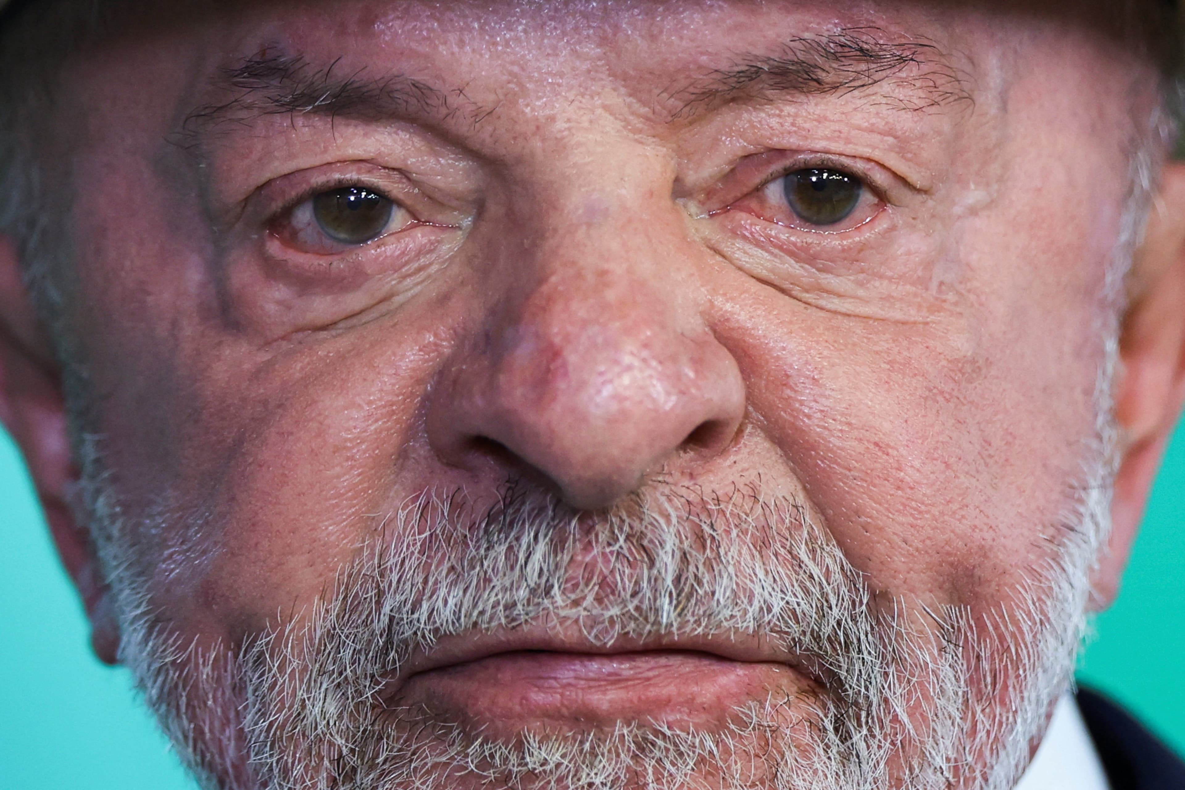 Pesquisa mostra críticas ao governo Lula; 43% o consideram ruim