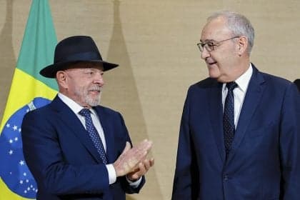 Lula chega à cúpula do G7 para discutir tarifas e inteligência artificial