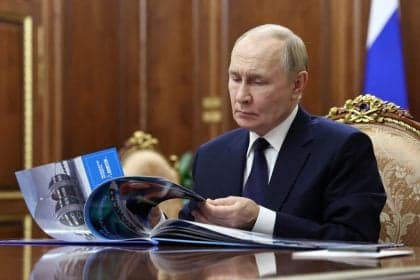 EUA convidam Putin para cúpula do G20 em Miami; Trump hesita