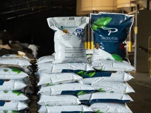 Expocacer realiza primeira exportação de café descafeinado especial