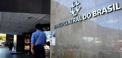 Senador Otto Alencar agenda votação de autonomia financeira do BC