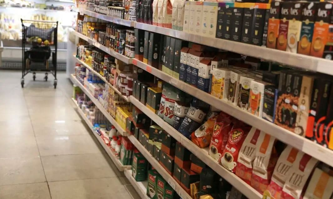 Câmara analisa lei sobre rótulos de alimentos e defensivos agrícolas