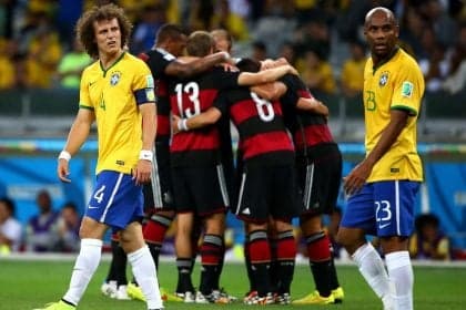 Tecnologia e Nostalgia: A Realidade Alternativa no Futebol
