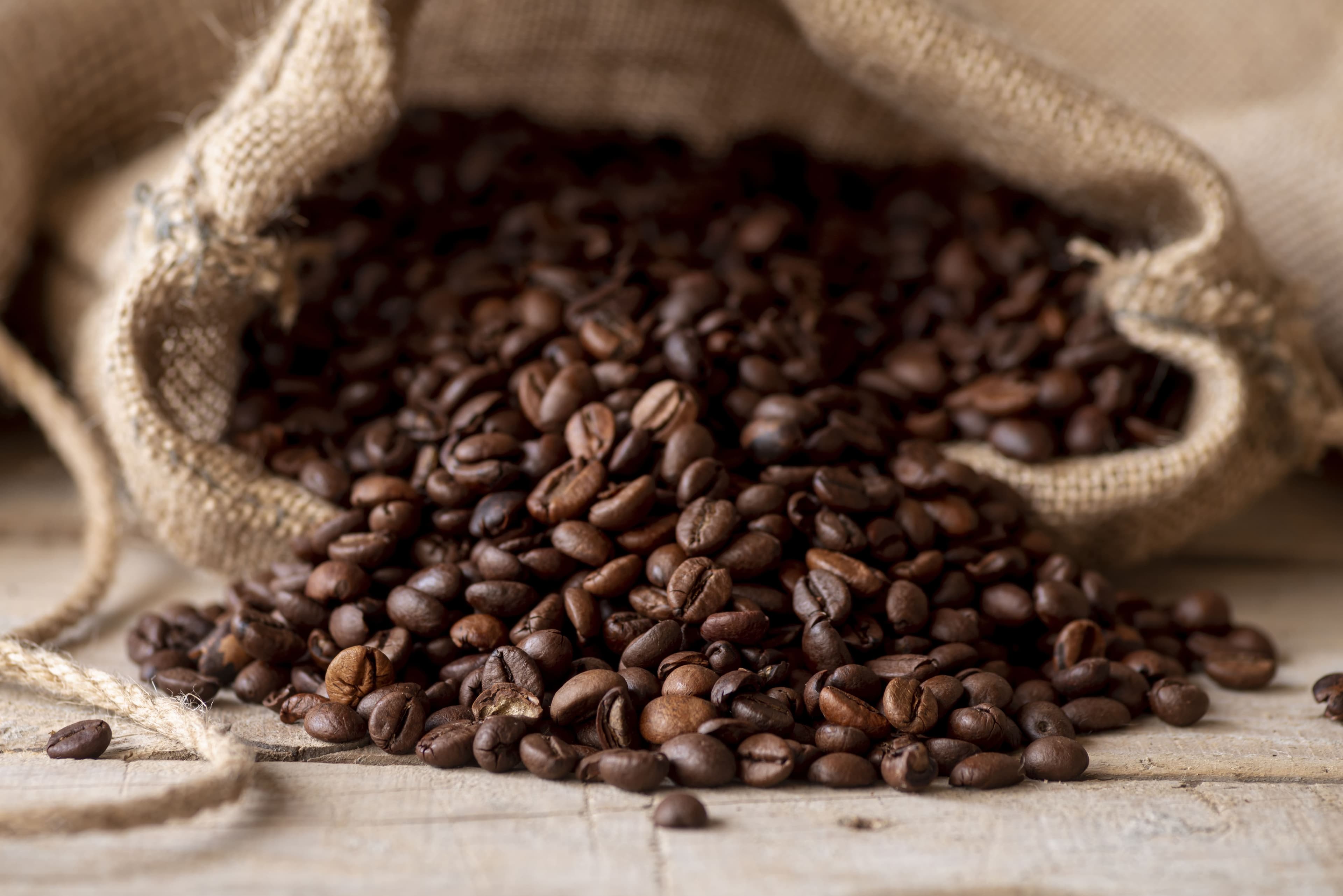 Mercado de café enfrenta incertezas antes da safra brasileira