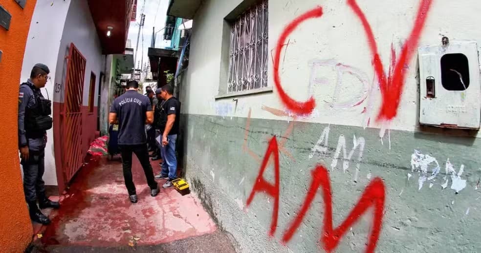 Classificação do PCC e CV como terroristas gera debate no Brasil