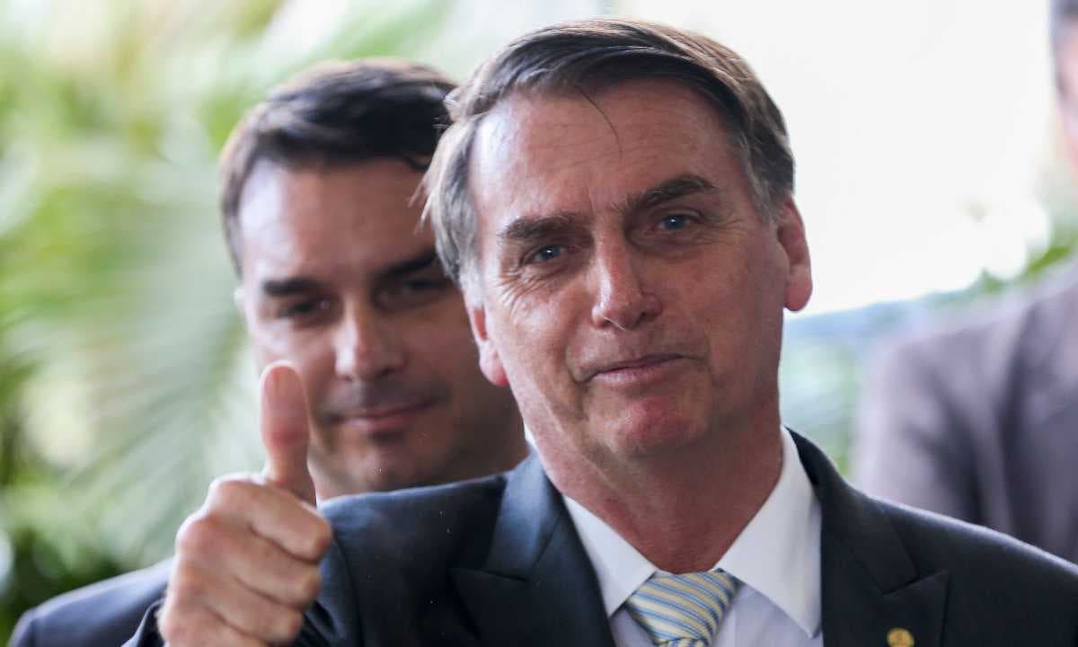 Moraes pede manifestação da PGR sobre Bolsonaro no inquérito