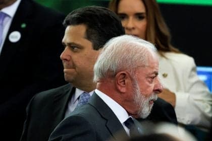 Ministro Dario Durigan busca frear projetos que comprometem contas públicas