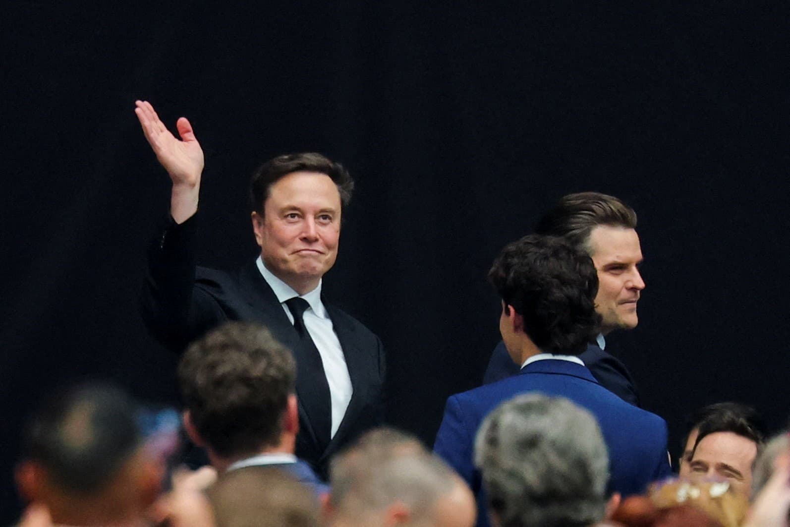 Elon Musk pode se tornar o primeiro trilionário do mundo