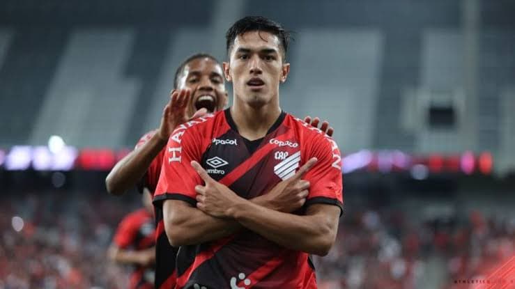 Athletico-PR se mantém no G-4 e mira Botafogo para continuar pressionando líderes do Brasileirão