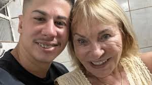 Conheça o Nome do Namorado da Mãe da Eliana