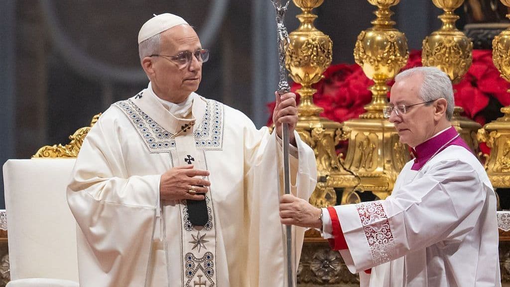 Papa Leão XIV pede a Trump por negociações no Oriente Médio