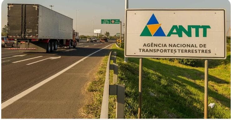Mendonça suspende seleção da ANTT para novas linhas de transporte
