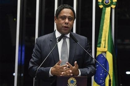 Deputado solicita apoio de Lula para PEC da Reparação