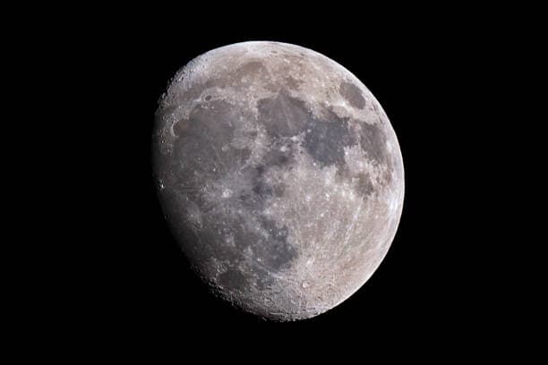 Lua hoje quinta (20/08): fase, iluminação e calendário lunar