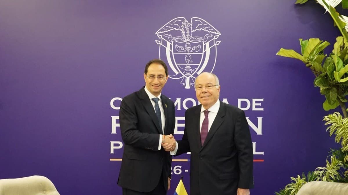 Chanceler Mauro Vieira representa Brasil na posse da Colômbia