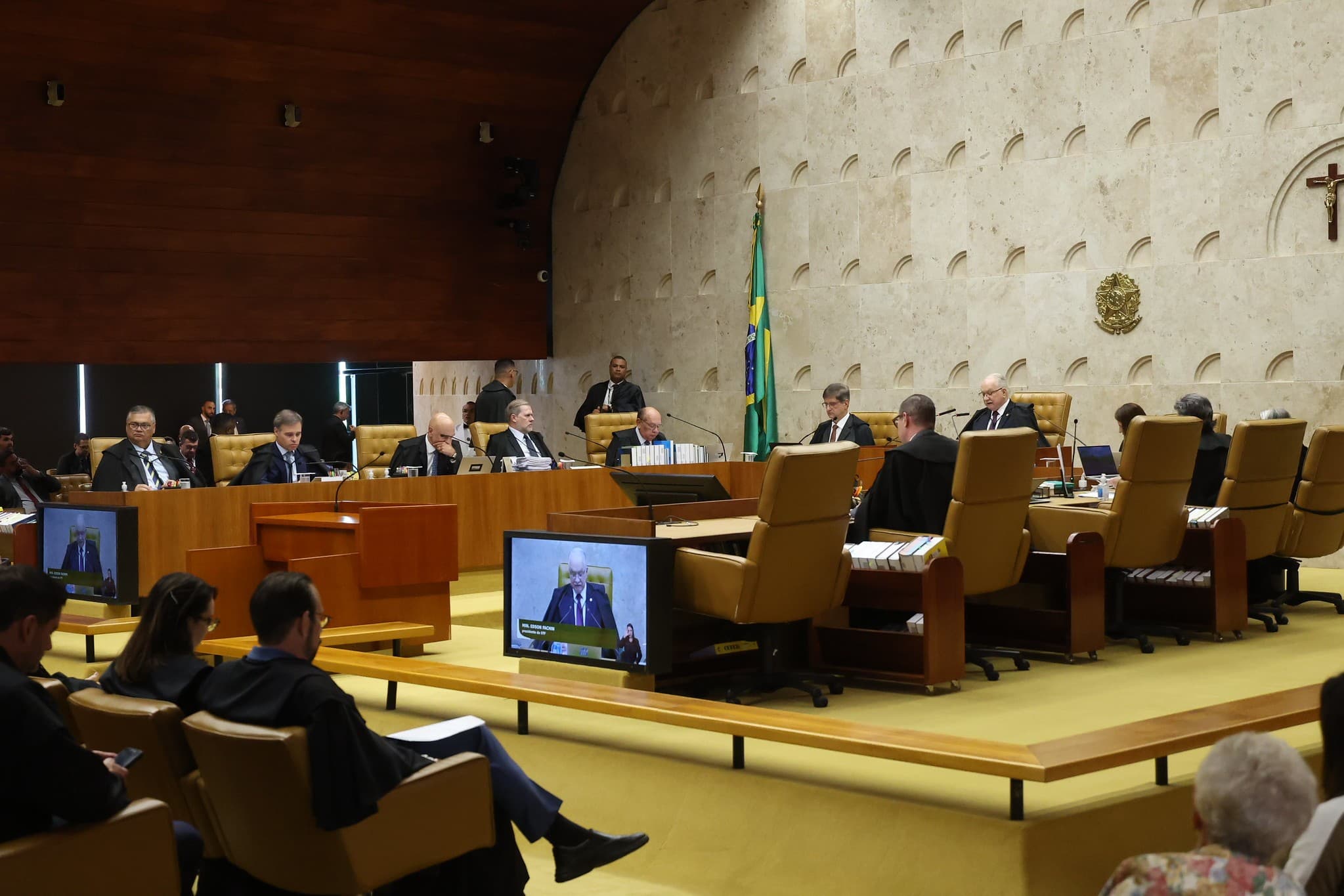 STF decide sobre vínculo de trabalhadores com plataformas digitais