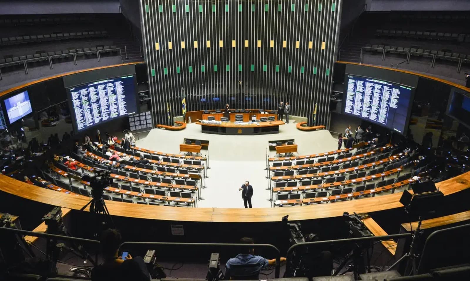 Câmara dos Deputados: Resultados da eleição indicam 30 candidatos do PL entre os mais votados
