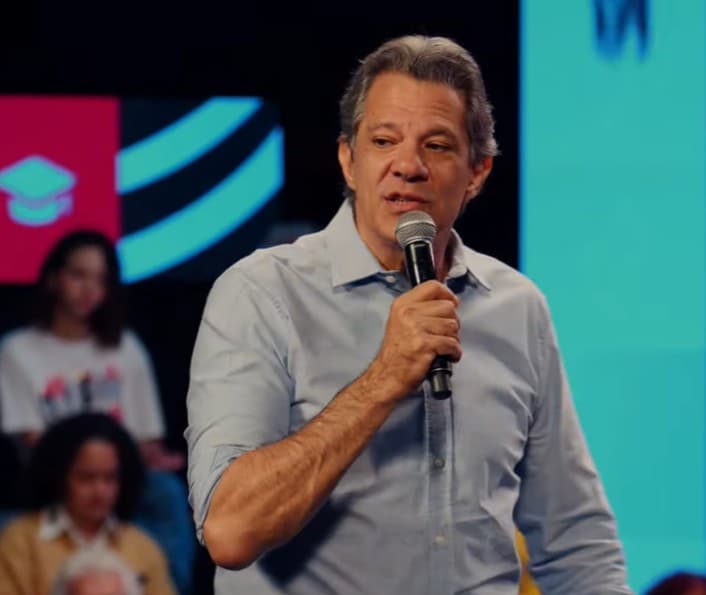 Haddad promete reformar educação digital em São Paulo