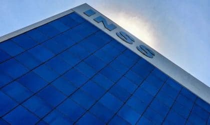 Meta remove perfil fraudulento de advogado no Instagram