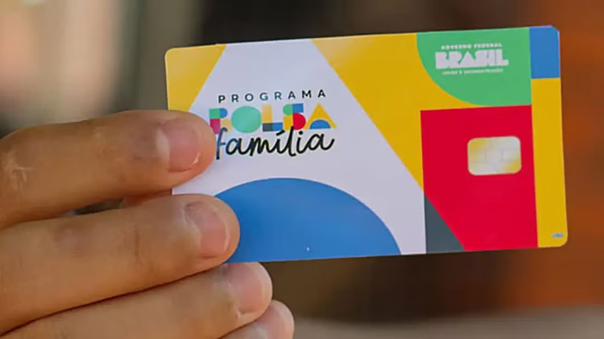 Bolsa Família poderá ter carência de dois anos, afirma coordenadora de Flávio Bolsonaro