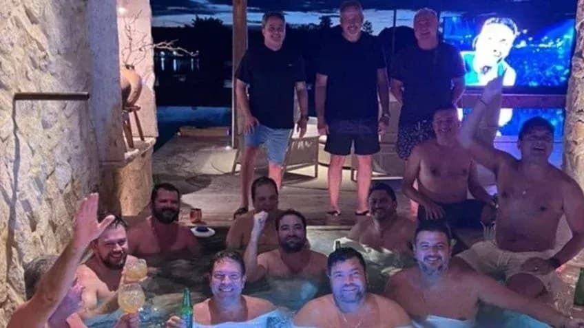 Senador Weverton Rocha é investigado após foto com advogado suspeito