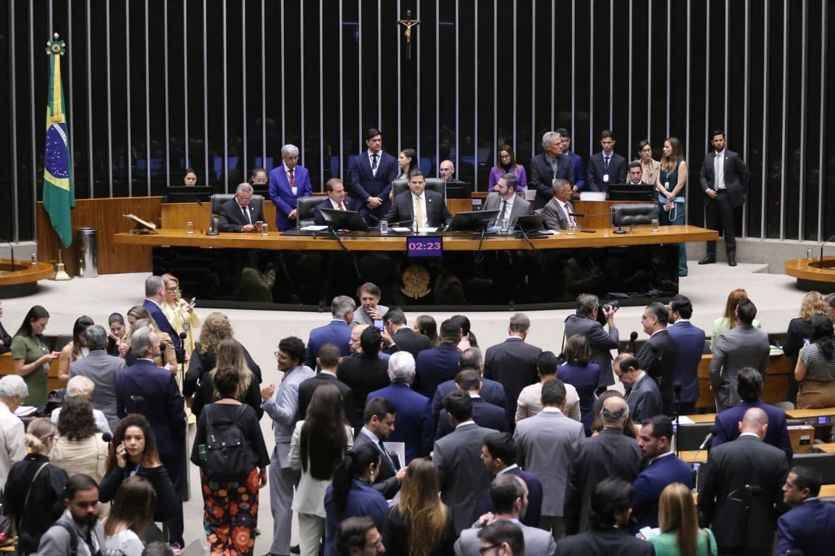 Congresso libera repasse de bens a municípios em ano eleitoral