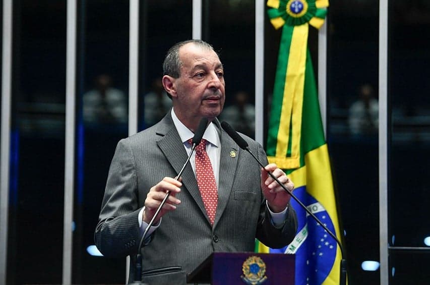 Omar Aziz é eleito governador do Amazonas com 60% dos votos
