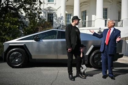 Holanda autoriza uso de direção assistida em veículos Tesla