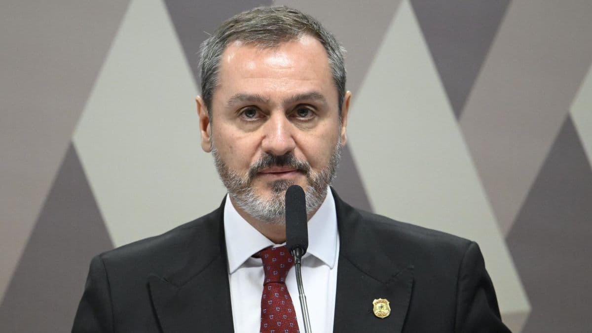 Líder do PL exige explicações da PF sobre troca de delegado no INSS
