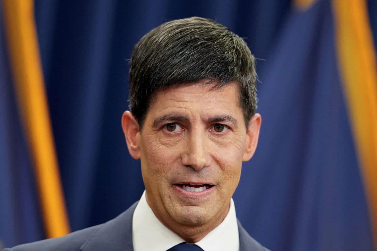 Kevin Warsh destaca transparência nas mudanças do Fed