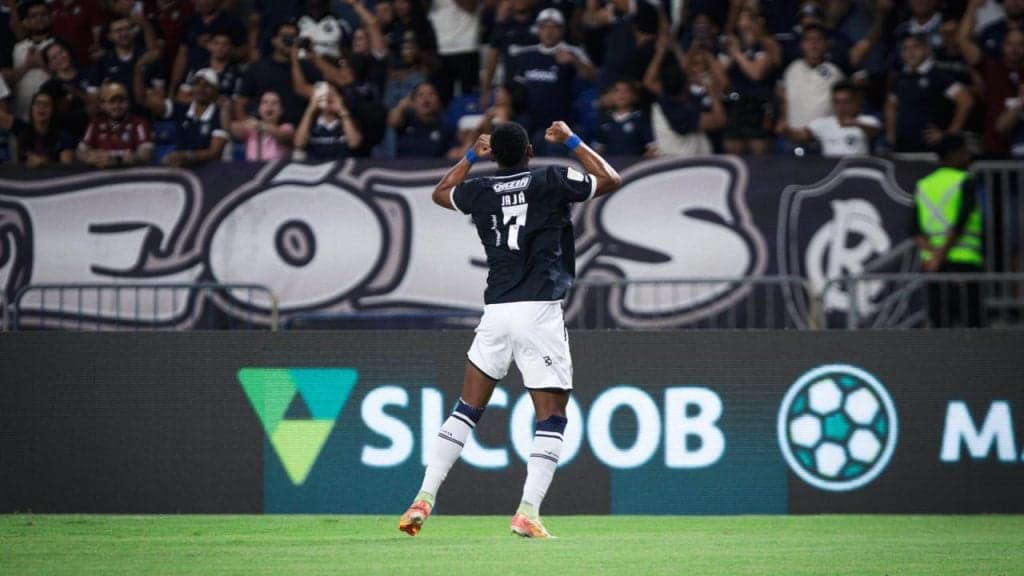 Clube do Remo encerra jejum e vence Botafogo por 2 a 1 no Brasileiro