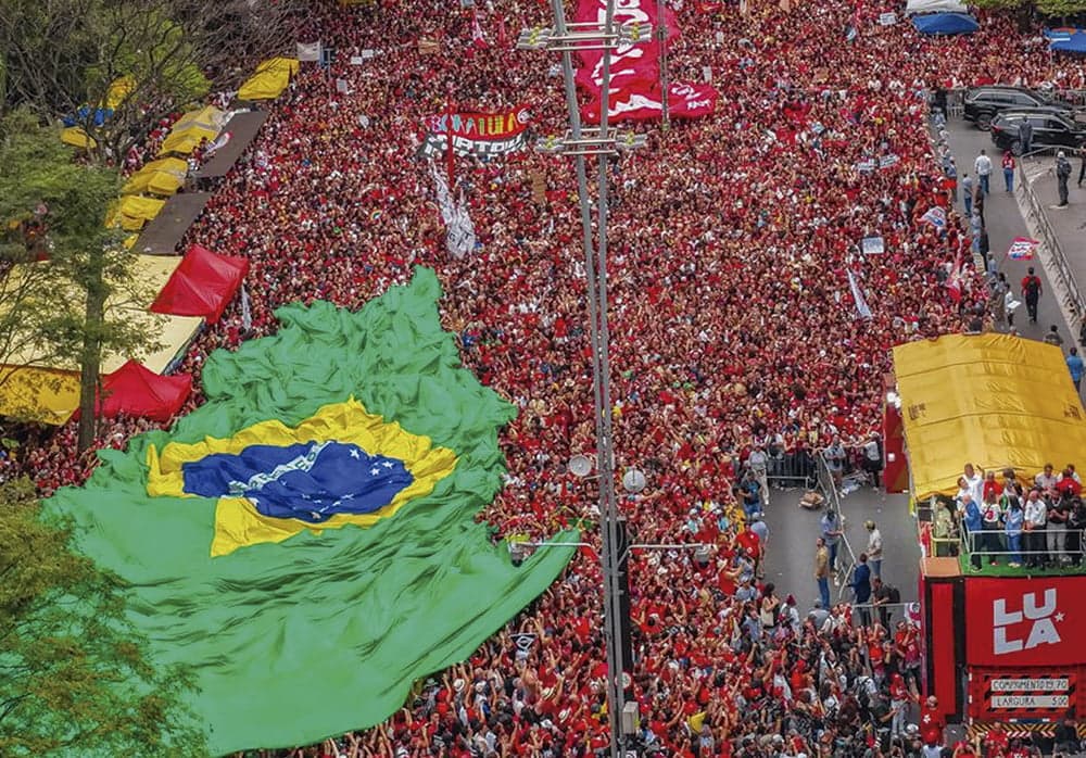 Mobilização estudantil apoia Lula após vitória de Flávio Bolsonaro
