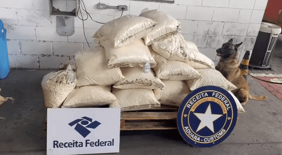 Polícia Federal combate esquema internacional de tráfico de drogas