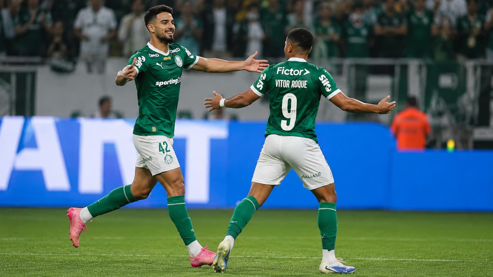 Palmeiras avança à semifinal da Libertadores nos pênaltis; Carlos Miguel é o herói e Abel fica fora da ida