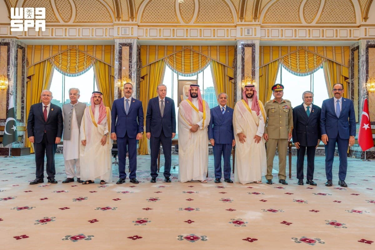 Acordo militar entre Arábia Saudita, Paquistão e Turquia reforça defesa