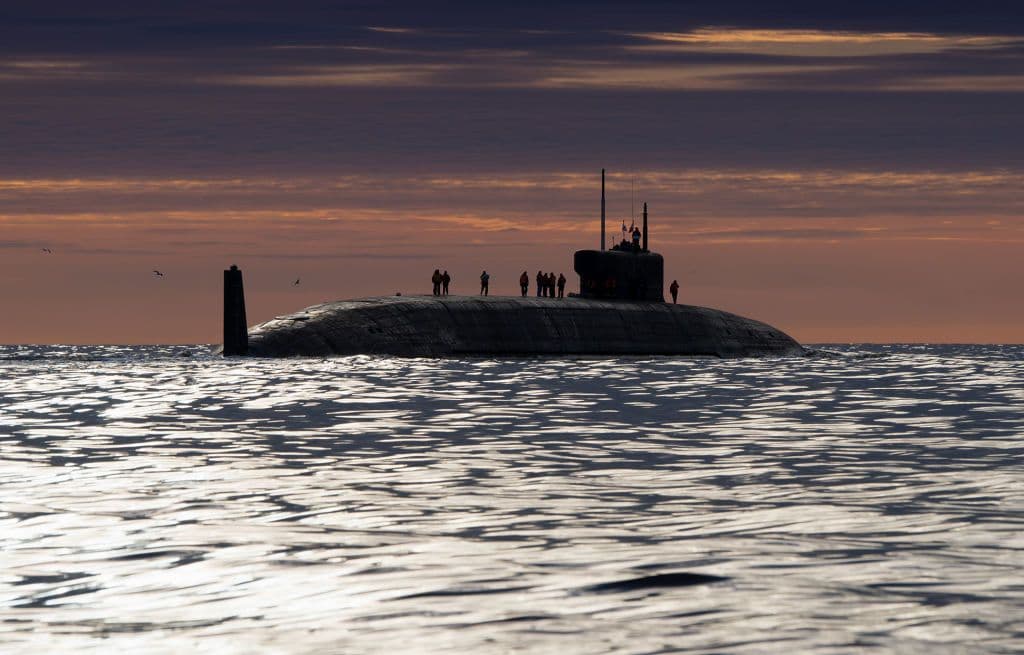 Reino Unido monitora submarinos russos em operação secreta