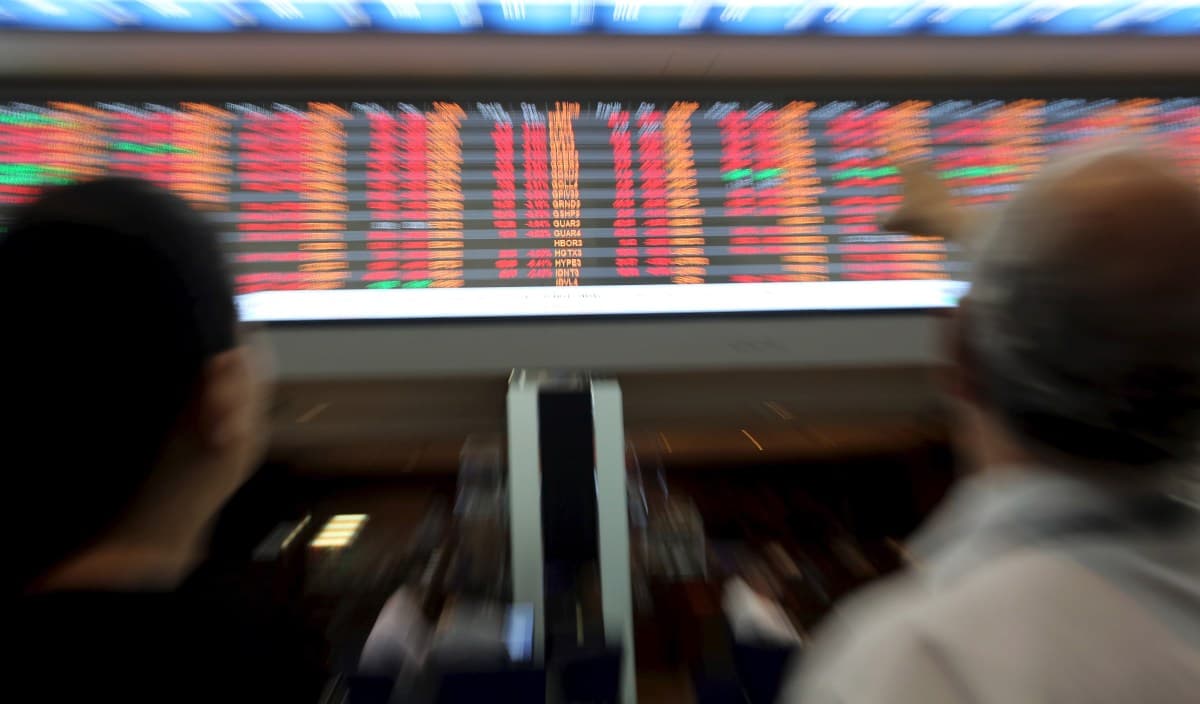 VIX Brasil atinge novo recorde em meio a empate técnico entre Flávio e Lula