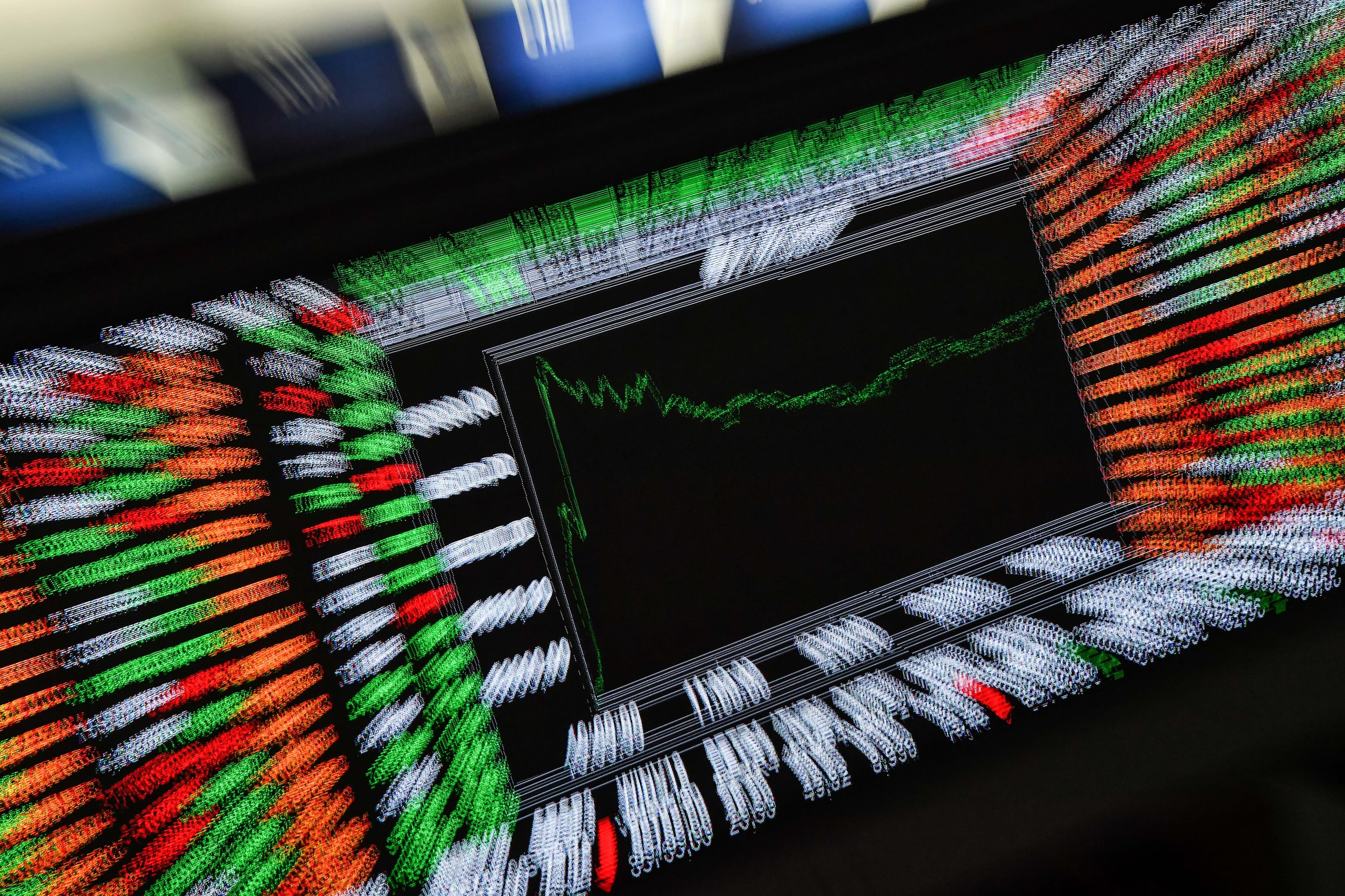 Ibovespa cai 13% após reeleição de Lula, perdendo R$ 734 bilhões
