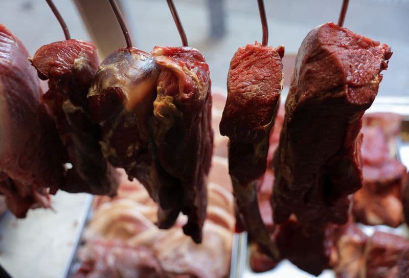 Desafios nas exportações de carne bovina afetam mercado brasileiro