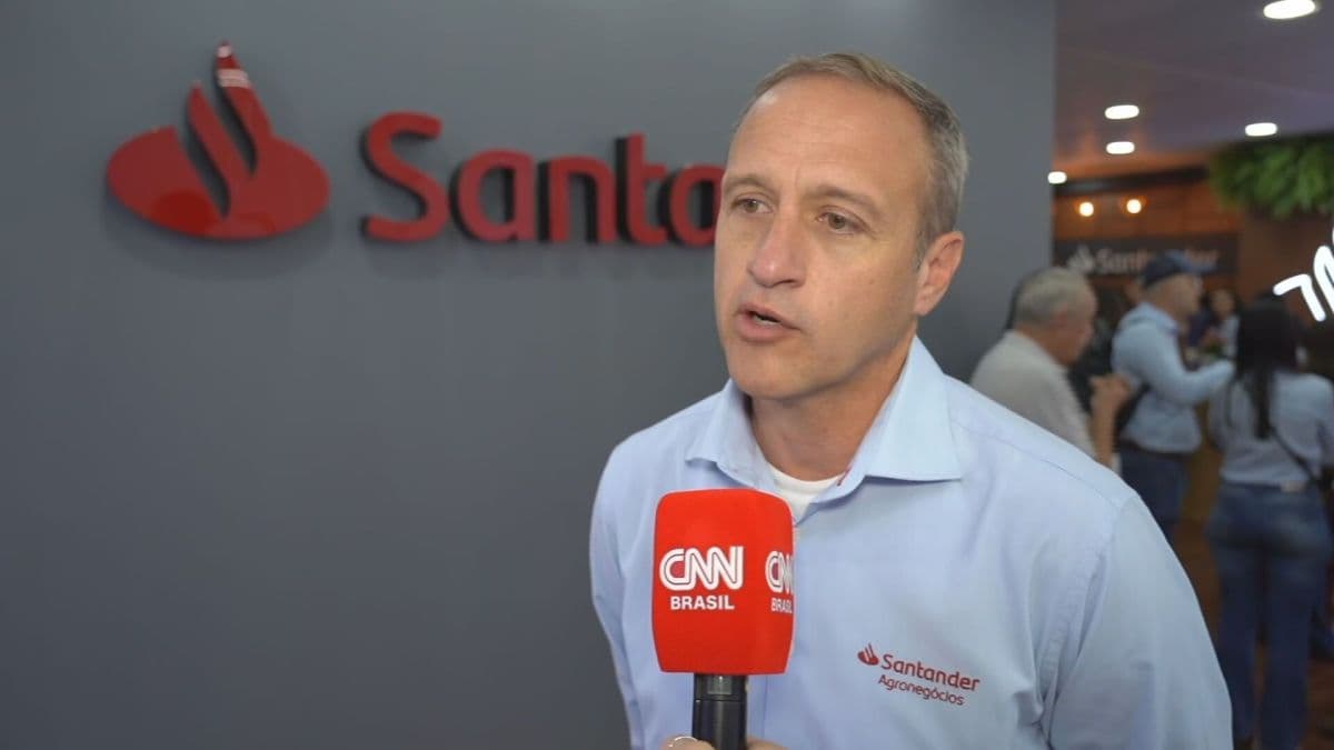 Santander ajusta estratégia no agronegócio em meio à inadimplência